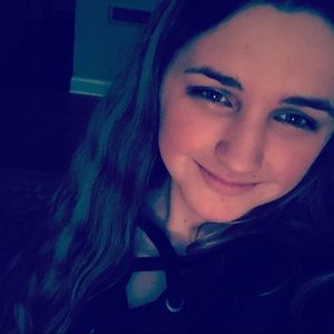 Meet your Posher, Ansley